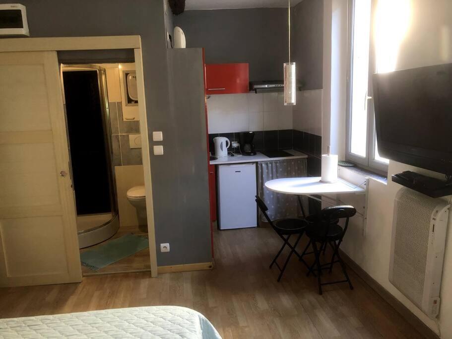 Jolie Studio Dans Le Centre Historique De Narbonne Apartment Bagian luar foto