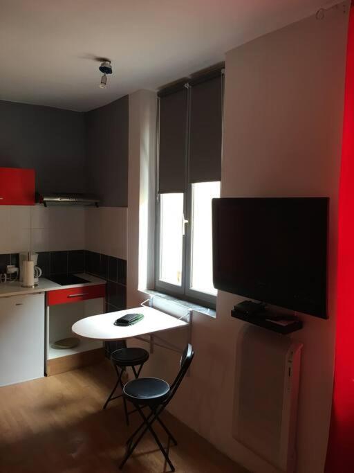 Jolie Studio Dans Le Centre Historique De Narbonne Apartment Bagian luar foto