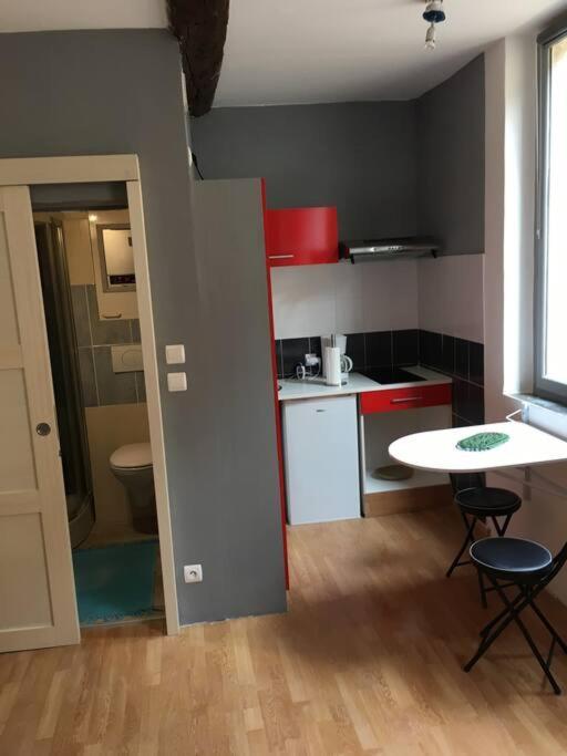 Jolie Studio Dans Le Centre Historique De Narbonne Apartment Bagian luar foto